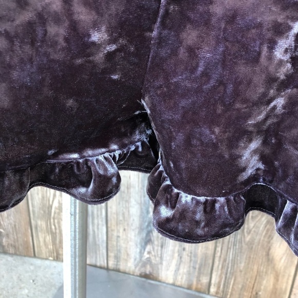 KENDALL & Kylie Gunmetal Velvet Romper Playsuit - Picture 4 of 14